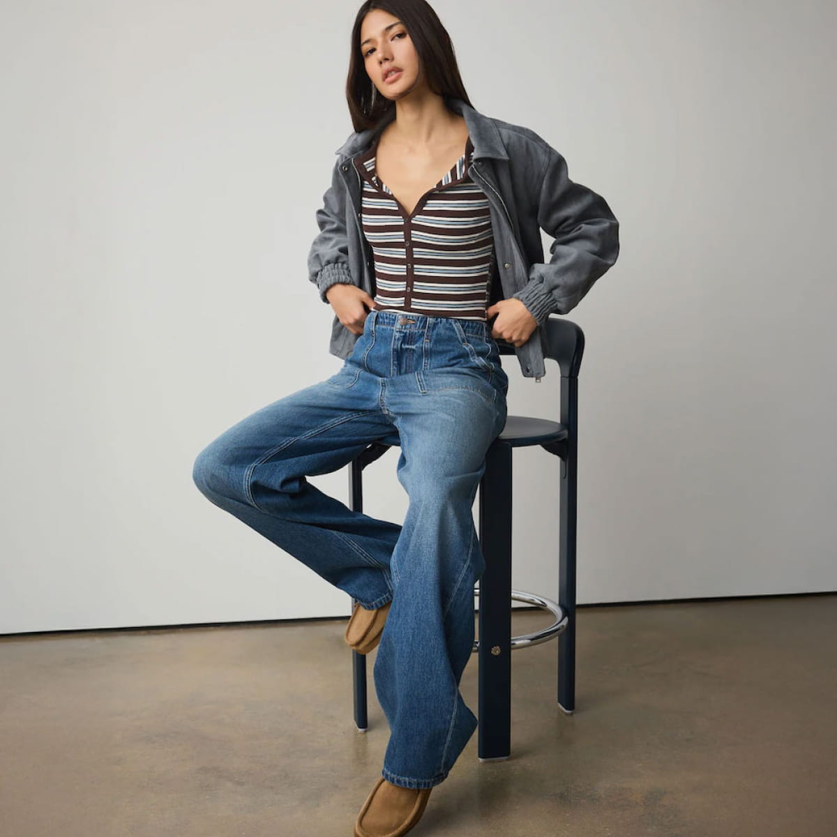 ÎMBRĂCĂMINTE DE TRANZIȚIE