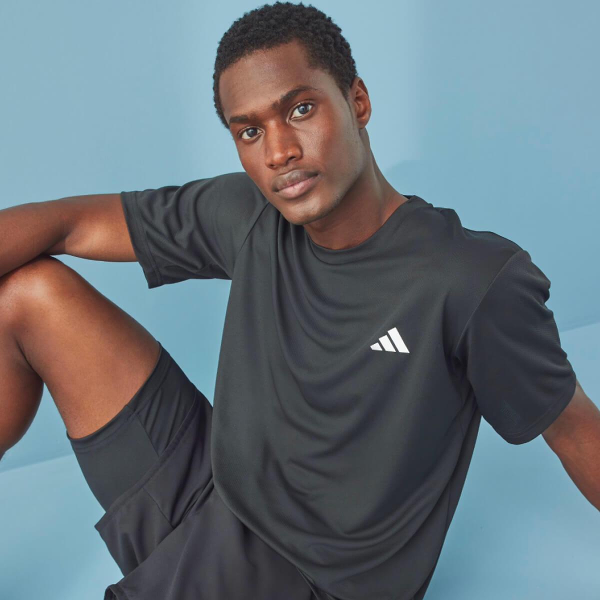 Îmbrăcăminte sport